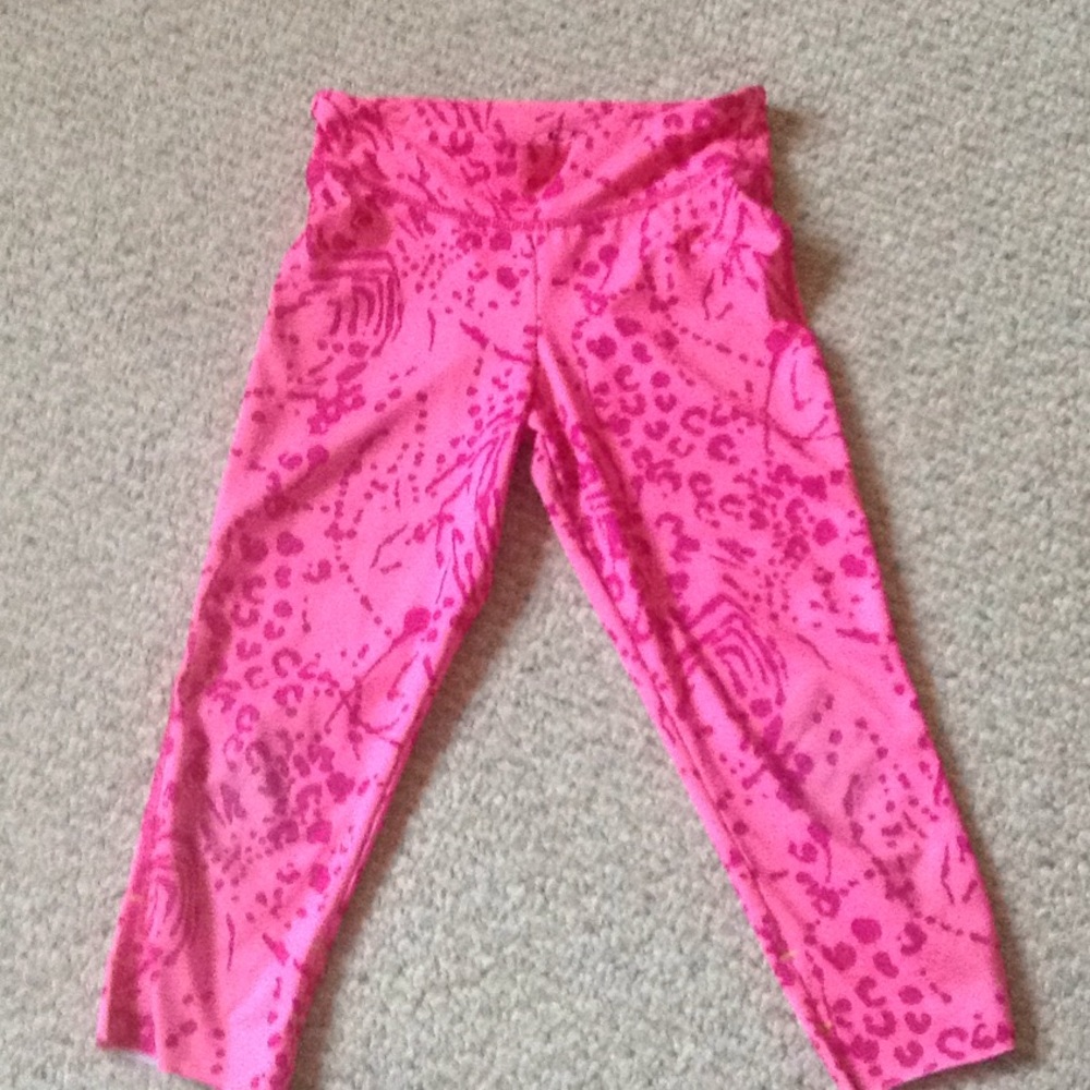 Hot pink cheetah print leggings for girls